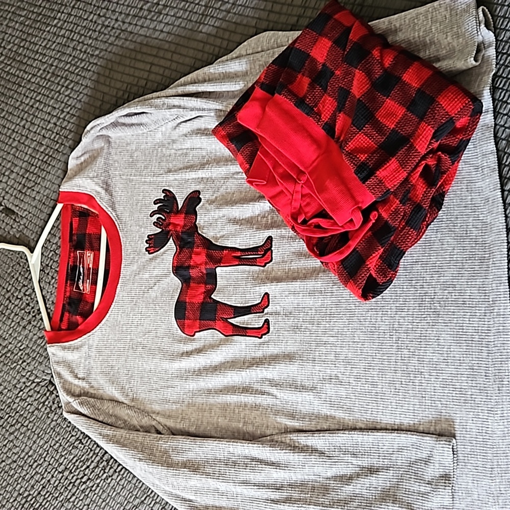 Eddie Bauer Women's sleepwear, Moose with Buffalo print, and bottoms.